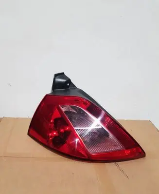 Renault Megane II Rear/tail lights 8200073236