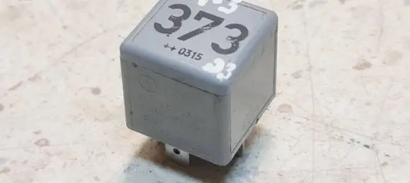 Audi A6 S6 C5 4B Other relay 8D0951253A V23134B52X301