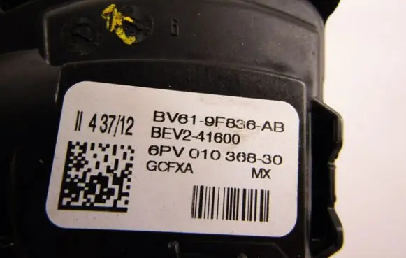 Ford Focus Accelerator throttle pedal BV619FF836AB