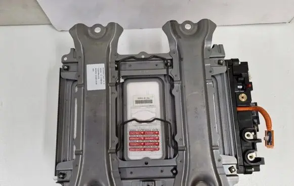 Honda Civic Hybrid / electric car battery 1E100-RMX-0132