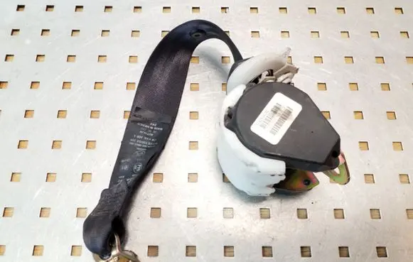 Volkswagen New Beetle Rear seatbelt 1C0857806C