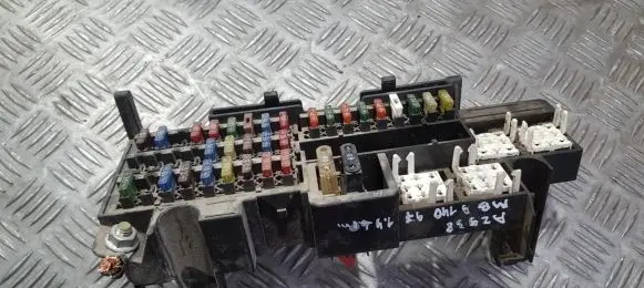 Mercedes-Benz A W168 Fuse box set A1685450240