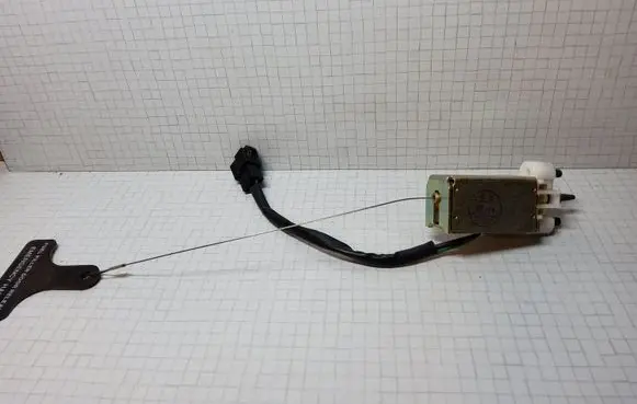 Fuel tank cap lock motor