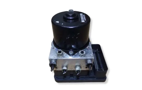 Ford Focus ABS Pump 8M512C405EA
