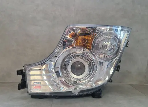 Mercedes-Benz Sprinter W907 W910 Headlight/headlamp 23082019 A9608200639 10017173