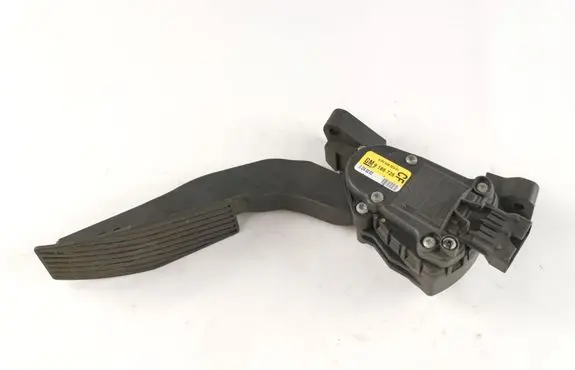 Opel Signum Accelerator throttle pedal 9186725 6PV00832201
