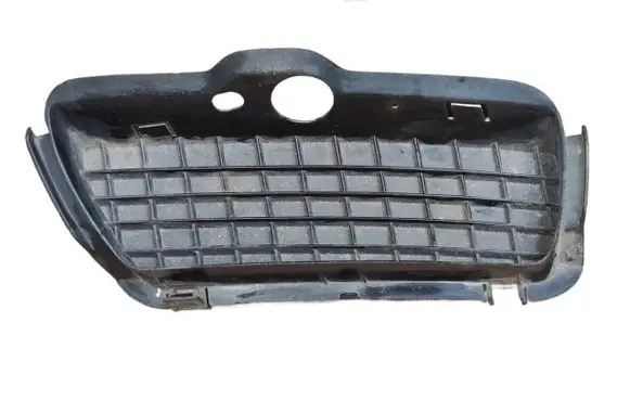 Volkswagen Golf III Front bumper lower grill 1H6853665 1H6853665A
