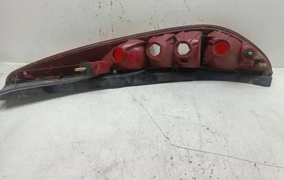Ford Mondeo Mk III Rear/tail lights 1S7113405C 03748