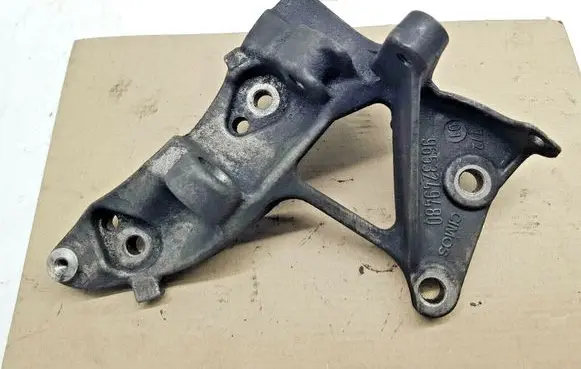 Ford Focus Generator/alternator bracket 9653249480
