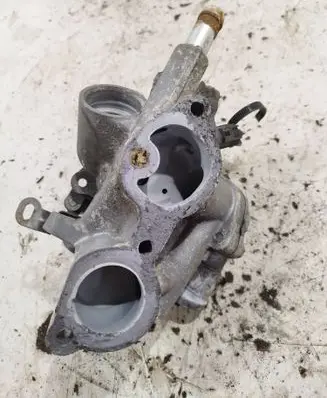 Mitsubishi Lancer X Thermostat housing 