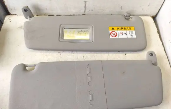 Opel Vivaro Sun visor