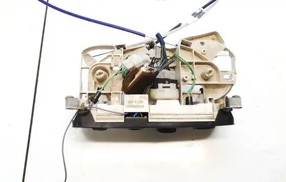 Mitsubishi Pajero Sport I Climate control unit mr398626