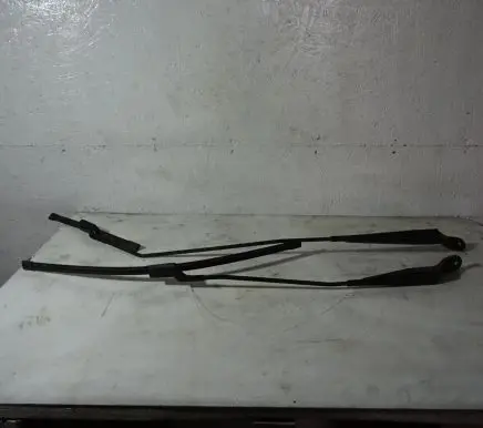 Renault Zoe Front wiper blade arm 288810622R