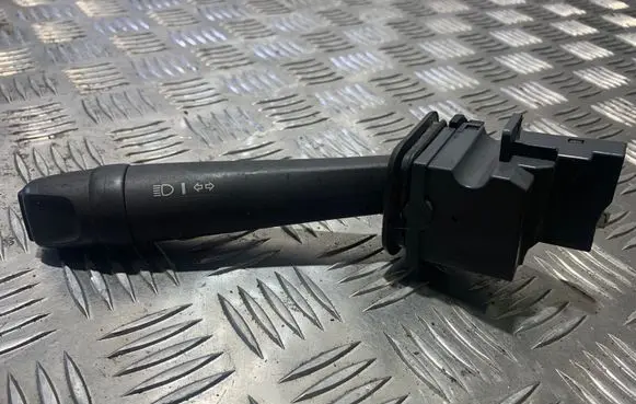 Volvo S60 Wiper control stalk 31264165