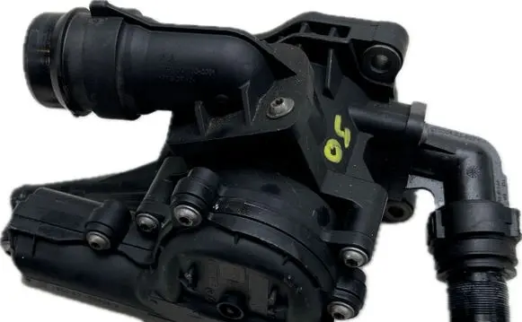 Hyundai Sonata DN8 Thermostat housing 256002M810