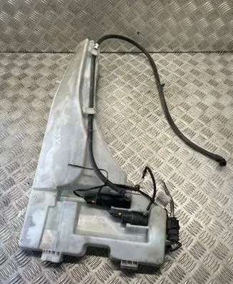 BMW X6 E71 Windshield washer fluid reservoir/tank 7161476 7190998