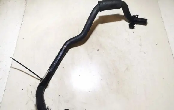 Volkswagen Golf IV Engine coolant pipe/hose