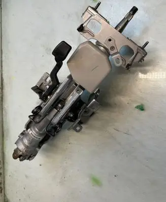 Infiniti Q50 Steering wheel axle 1312