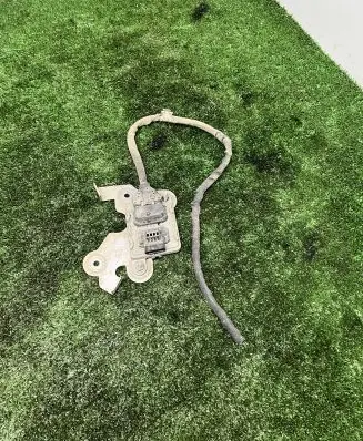 Mercedes-Benz E W213 Lambda probe sensor A0009058111