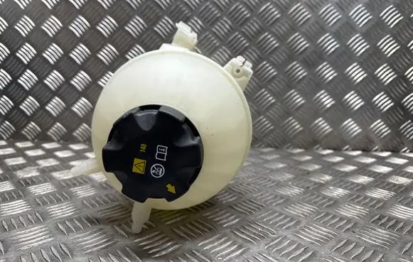 BMW X6 G06 Coolant expansion tank/reservoir 5A6A031