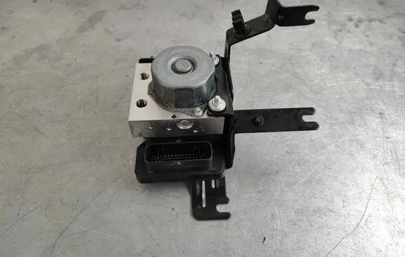 Renault Zoe ABS Pump 476609473r