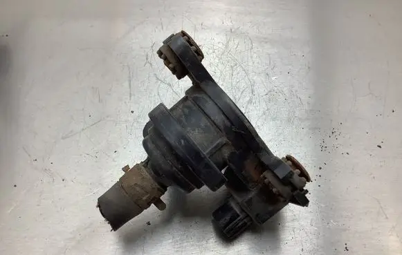 Lexus RX 330 - 350 - 400H Water pump 