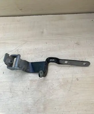Audi A7 S7 4G Tailgate/trunk/boot hinge 4G8827300