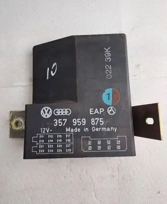 Volkswagen PASSAT B3 Other control units/modules 357959875