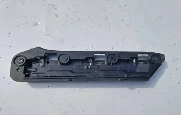 Volkswagen Caddy Front bumper mounting bracket 1T0807050