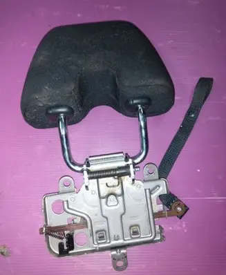 Honda CR-V Rear seat headrest 