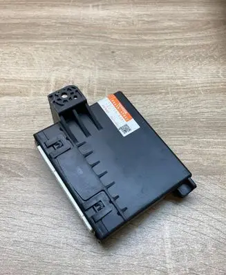 Toyota Prius (XW30) Air conditioner control unit module 8865047062 1777006681