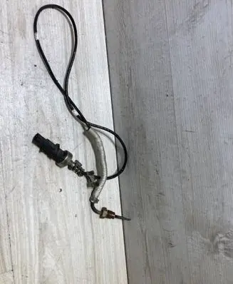 Audi Q3 F3 Exhaust gas temperature sensor 06K919529J