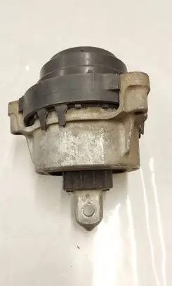 BMW X4 G02 Engine mount bracket 8482771