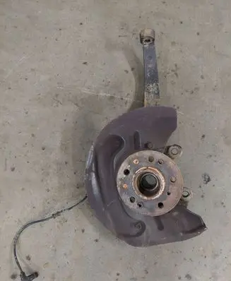 Mercedes-Benz ML W164 Front wheel hub spindle knuckle