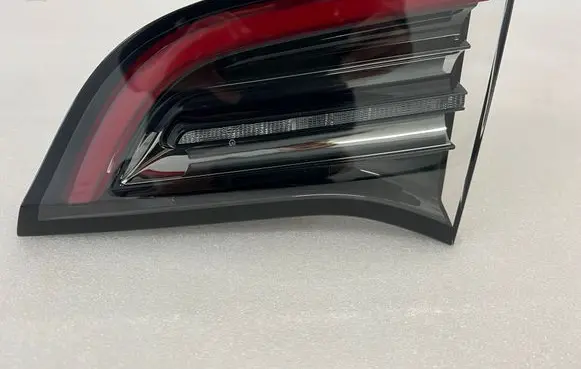 Tesla Model 3 Tailgate rear/tail lights 150208900B 1502089 2SD2715015342