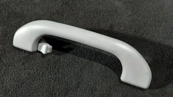 Mitsubishi Space Star Rear interior roof grab handle