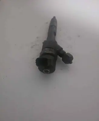 Renault Scenic II - Grand scenic II Fuel injector 8200100272