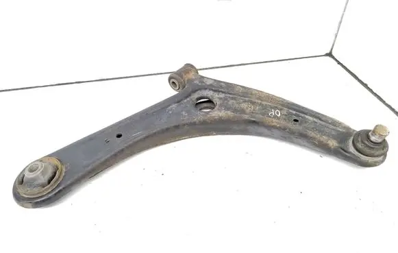 Mitsubishi Outlander Front lower control arm/wishbone