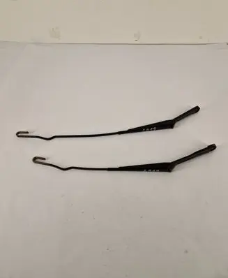 Volkswagen Transporter - Caravelle T4 Front wiper blade arm 701955410A