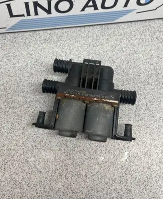 BMW 5 E39 Coolant heater control valve 8374995