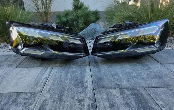Audi Q2 - Headlights/headlamps set 81A941035 81A941036