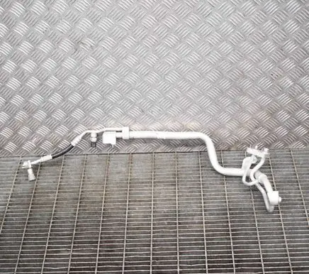 BMW 5 G30 G31 Air conditioning (A/C) pipe/hose 9324798