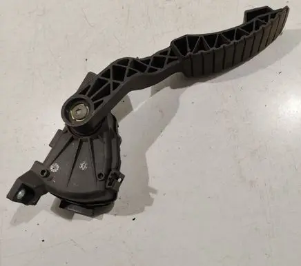 Renault Laguna II Accelerator throttle pedal 8200003392