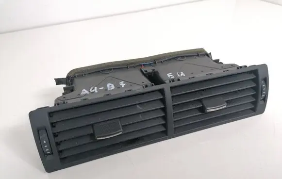 Audi A4 S4 B7 8E 8H Dash center air vent grill 8E0820951H