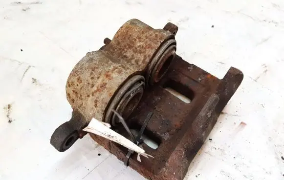 KIA Sorento Front brake caliper