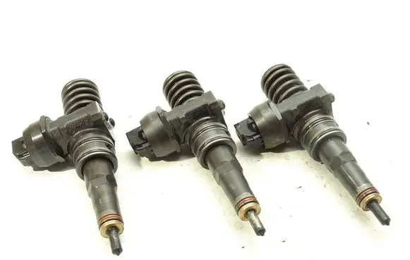 Skoda Fabia Mk1 (6Y) Fuel injectors set 0414720215