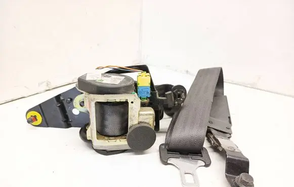 Volvo XC90 Rear seatbelt 601239400 018L000 011757