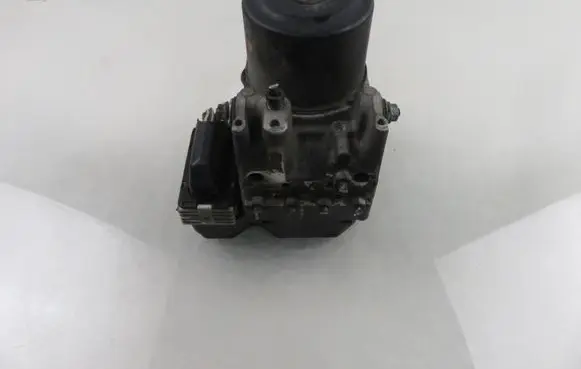 Toyota RAV 4 (XA30) ABS Pump 8954142220 4454042100 1338007970