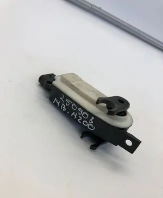 Mercedes-Benz A W177 Radiator active air flap actuator 5878r1000