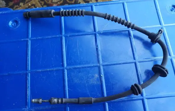 BMW 7 F01 F02 F03 F04 Brake booster pipe/hose 16897